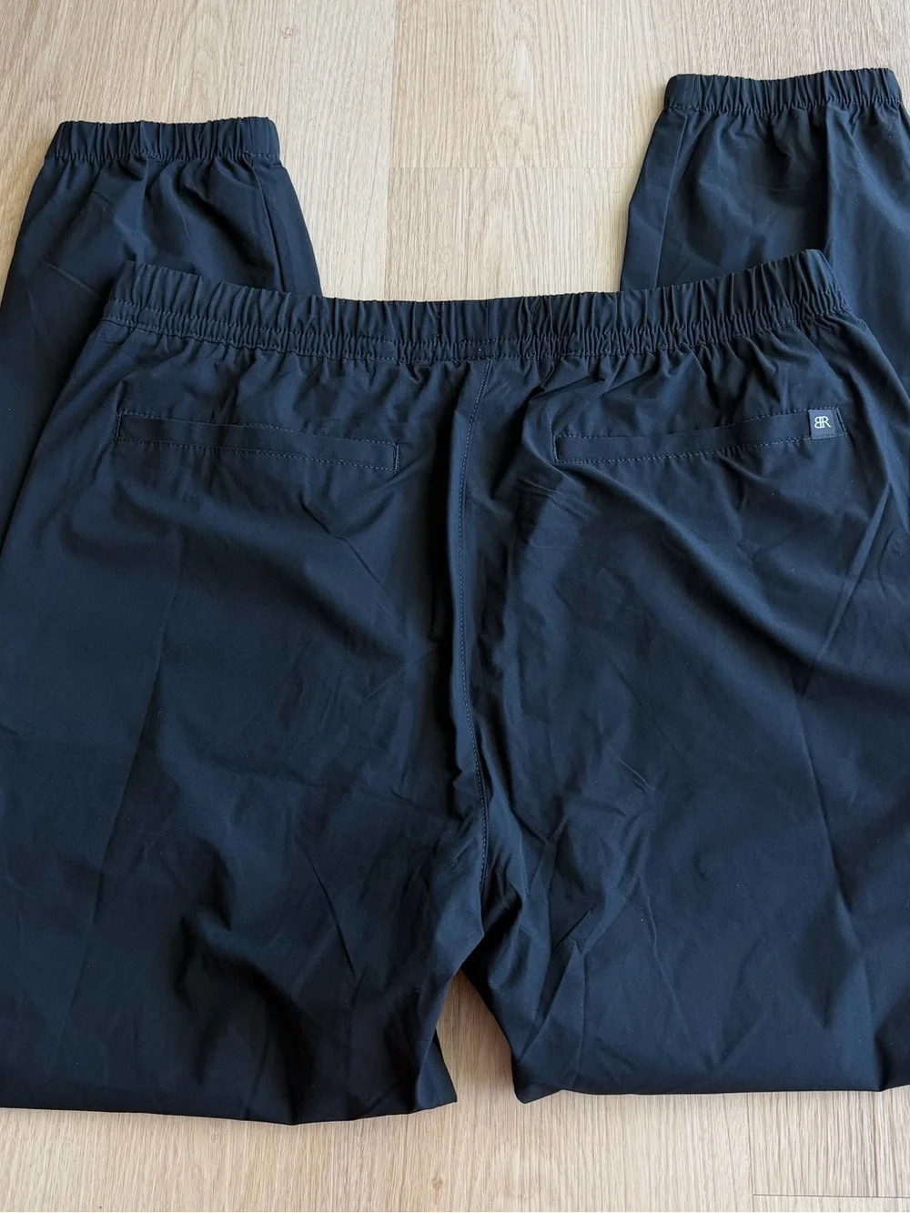 Banana Republic Nylon Pull-On jogger Men’sPants Size M